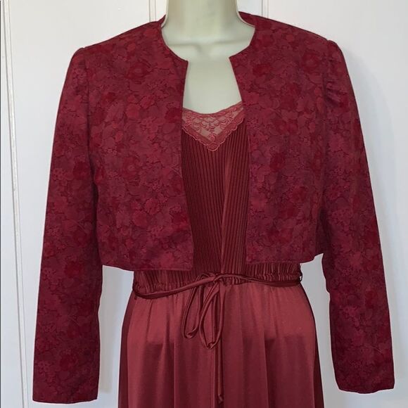 Vtg 70s maroon polyester maxi dress/2 jackets - Picture 8 of 8